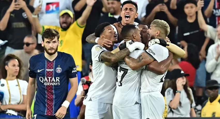 Botafogo vence Paris Saint-Germain e lidera grupo na Copa do Mundo de Clubes