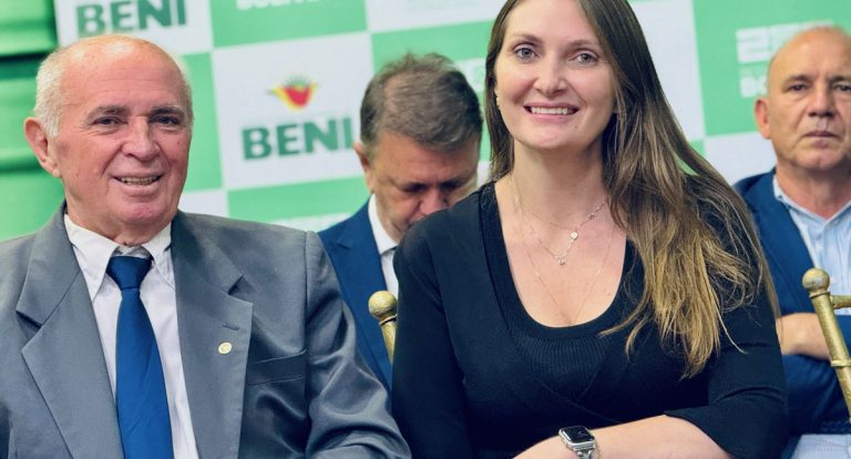 Deputada Lebrinha e deputado Lebrão anunciam R$ 10 milhões em maquinários, beneficiando 8 municípios de Rondônia - News Rondônia