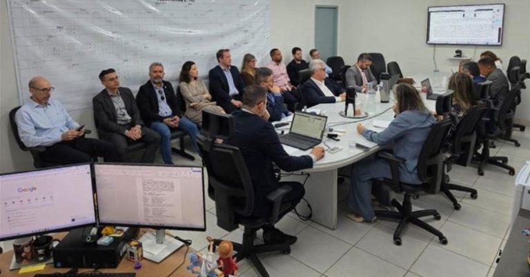 Prefeitura de Jaru constrói rede de drenagem na rua Cândido Portinari, no Setor 07; via também será contemplada com asfalto novo - News Rondônia