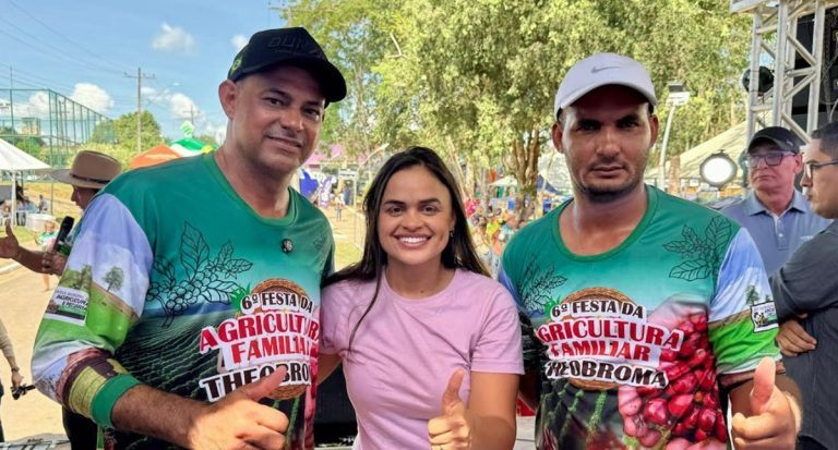 Deputada Estadual Dra. Taíssa participa da 6ª Festa da Agricultura Familiar em Theobroma - News Rondônia