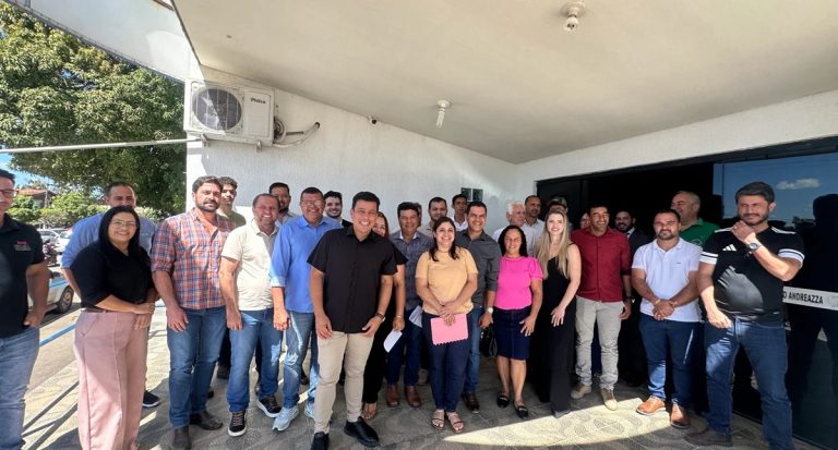Prefeitura de Ministro Andreazza debate fortalecimento do setor madeireiro com representantes públicos e privados - News Rondônia