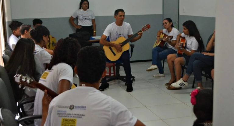 Oficina de Musicoterapia “Emoção, Corpo e Alegria” é realizada no Caps e no Cero, em Porto Velho - News Rondônia