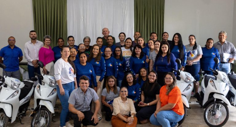 Deputada Dra. Taíssa entrega 32 motos para agentes comunitários de saúde em Alto Paraíso - News Rondônia