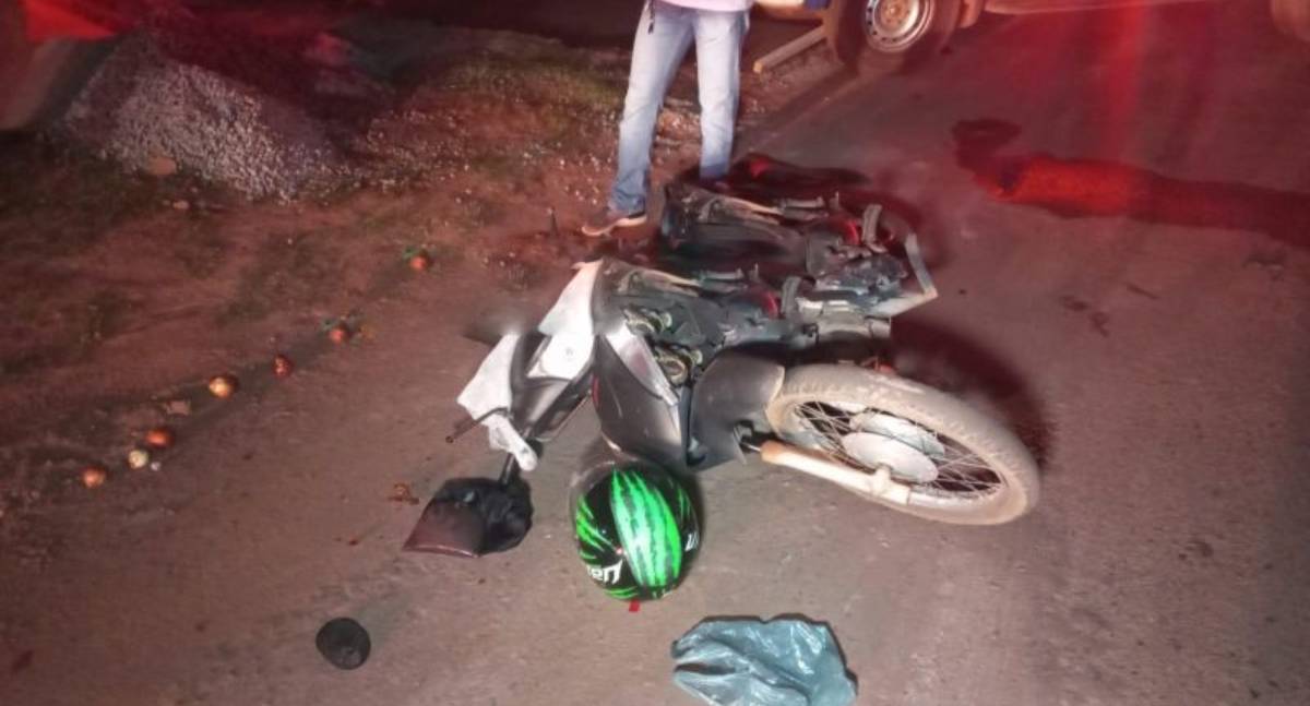 Casal sofre fraturas em acidente com carro e motorista foge