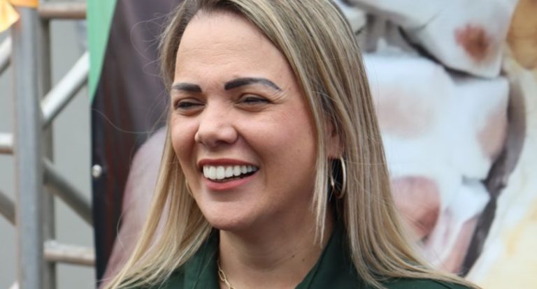 Deputada Cláudia de Jesus propõe criação de política estadual para arborização urbana - News Rondônia