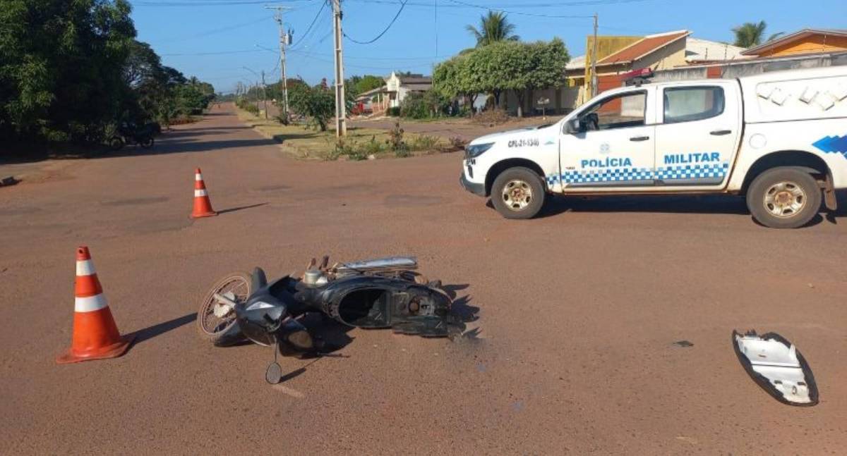 Colisão entre carro e moto deixa motociclista ferido no bairro Beira Rio