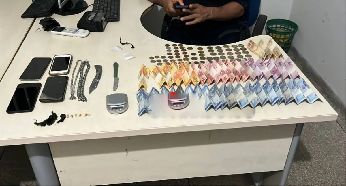 Polícia Militar desarticula ponto de tráfico de drogas