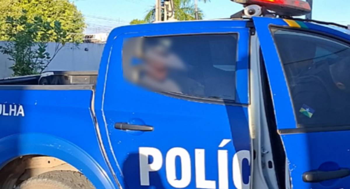 Homem procurado por homicídio é preso em padaria