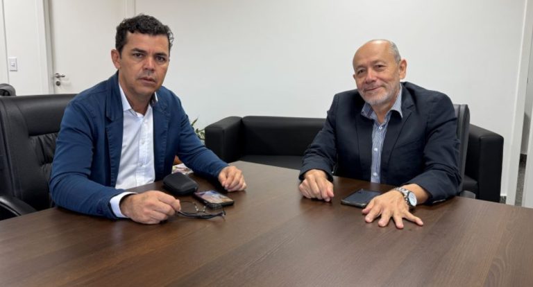 Deputada Cláudia de Jesus autoriza emenda parlamentar para prefeitura de Parecis - News Rondônia