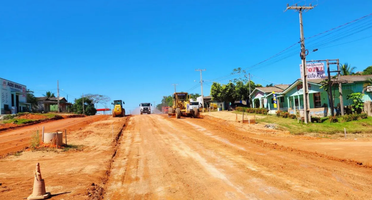 Serviços na área urbana da RO-420, em Jacinópolis, avançam para receber nova pavimentação