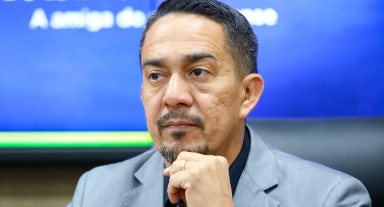 Eyder Brasil direciona mais de R$ 450 mil para unidades escolares de Porto Velho e Ariquemes - News Rondônia