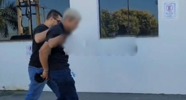 Polícia Civil recupera carro furtado e prende dois suspeitos