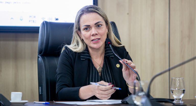 Projeto de lei da deputada Cláudia de Jesus prevê reserva de vagas de emprego para vítimas de violência doméstica - News Rondônia