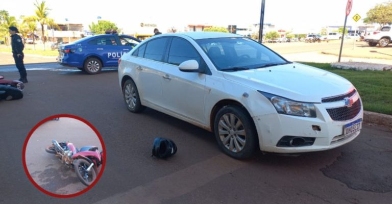 Mãe e filha ficam feridas após colisão entre carro e moto no centro - News Rondônia