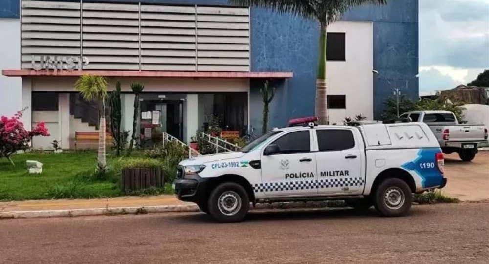 Briga de casal termina com prisão de indígena agressivo e parceiro que ofendeu policiais