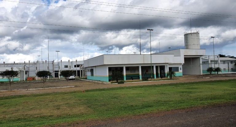 Homem com mandado de prisão em aberto é capturado pela PM durante patrulhamento