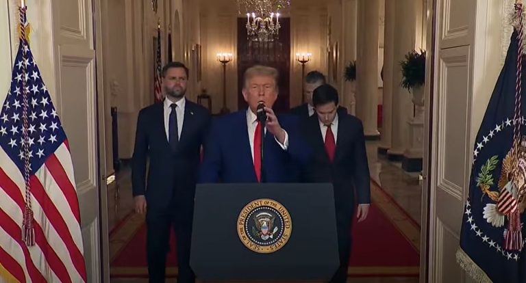 Trump afirma sucesso após bombardear importantes instalações nucleares do Irã - News Rondônia