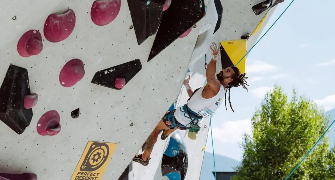Brasil conquista dois bronzes na Copa do Mundo de escalada paralímpica