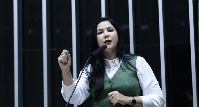 Cristiane Lopes Vota a favor pela urgência em Projeto que suspende aumento do IOF