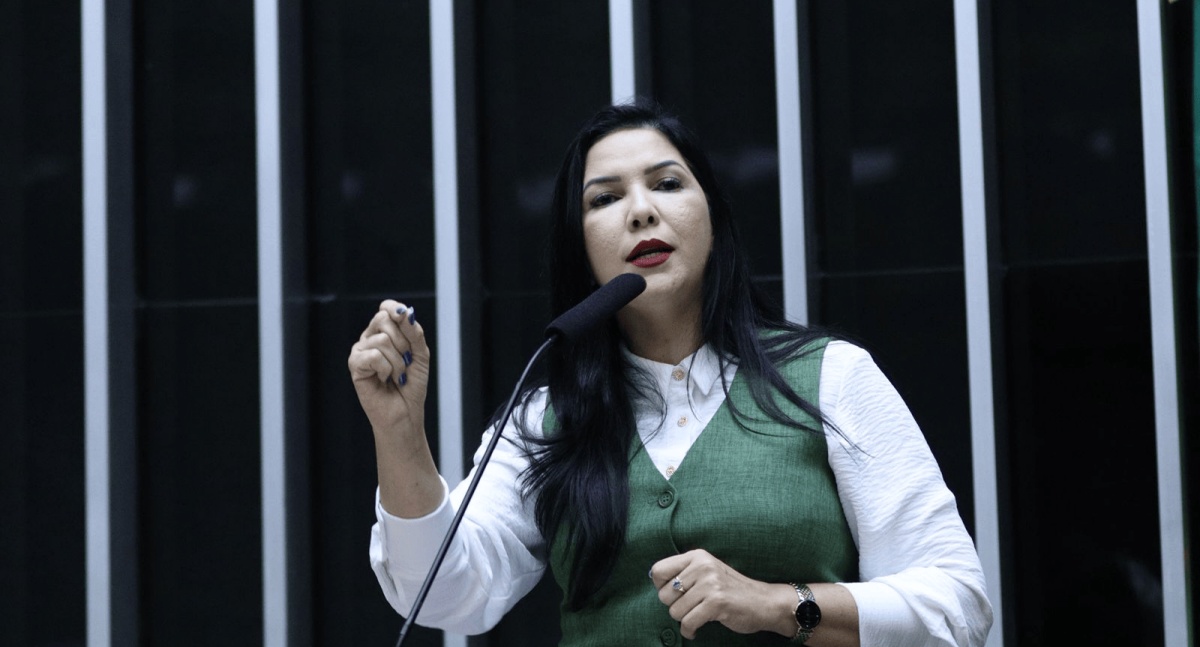 Cristiane Lopes Vota a favor pela urgência em Projeto que suspende aumento do IOF