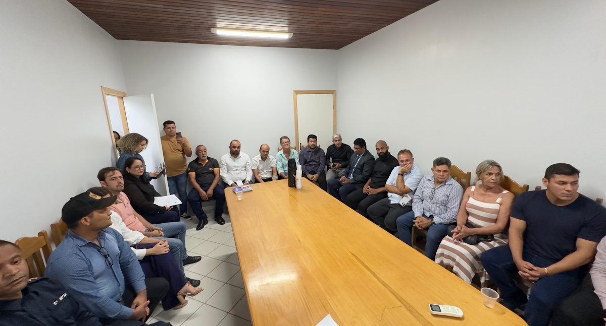 Autoridades buscam alternativas para solucionar fechamentos nos cruzamentos da BR 364