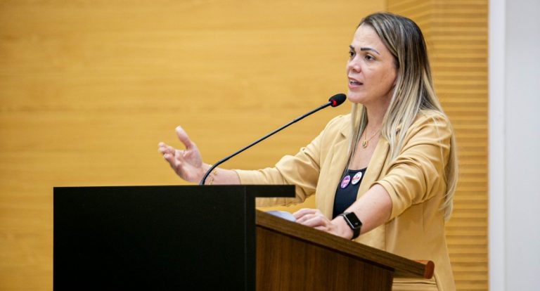 Cláudia de Jesus propõe aproveitamento das qualificações de servidores readaptados - News Rondônia