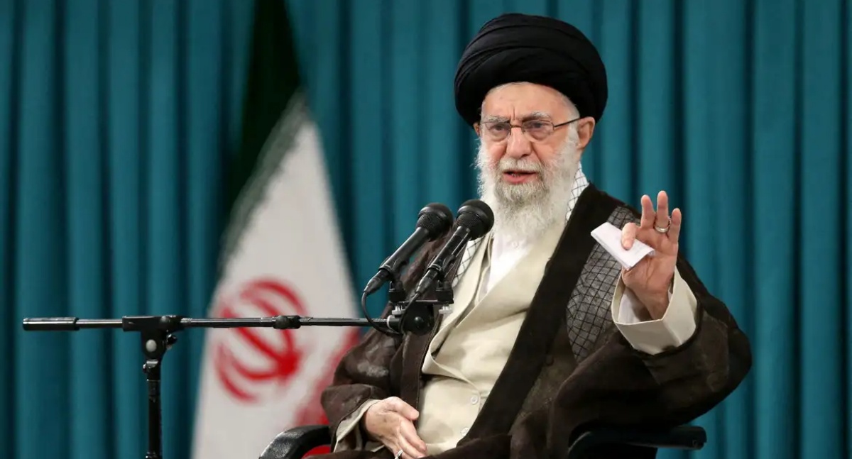 Khamenei diz que qualquer agressão futura contra Irã terá grande custo