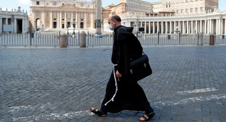 Carlo Acutis, o "cibereleito", será canonizado em 7 de setembro