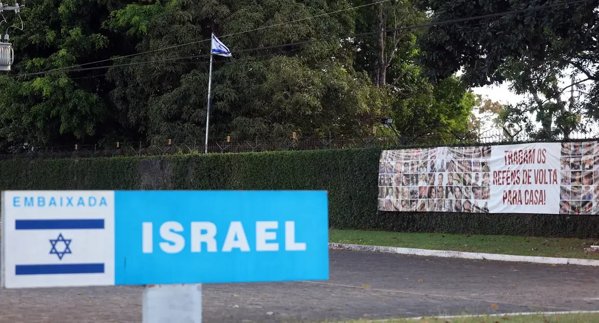 Embaixada e Consulado de Israel no Brasil fecham após ataque ao Irã