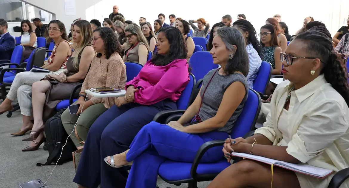 IBGE e Serpro lançam programa nacional de inteligência e governança estatística para Políticas Públicas Preditivas