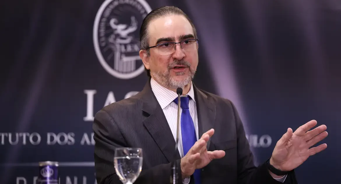 Projeto de alíquotas do Imposto Seletivo deve ser enviado ao Congresso no próximo semestre, diz Bernard Appy