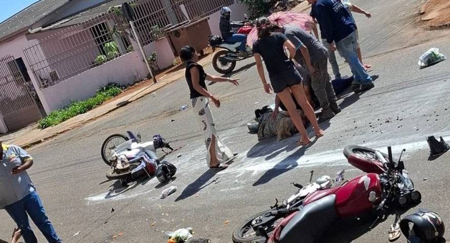 Colisão entre motocicletas deixa três feridos