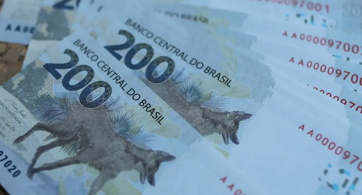Executivo e Legislativo divergem sobre medidas para cobrir déficit de R$ 20,5 bilhões no orçamento de 2025