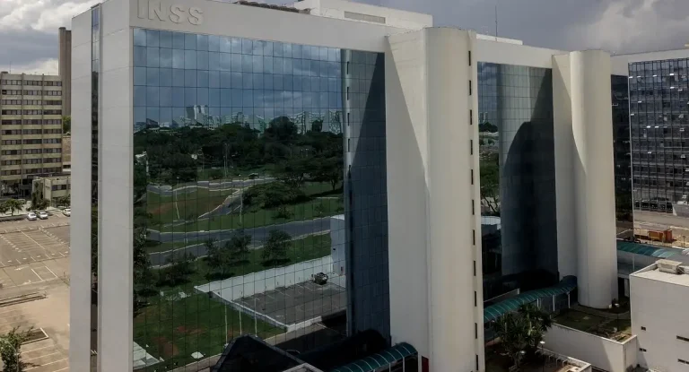 INSS propõe iniciar ressarcimento de descontos irregulares a aposentados em 24 de julho