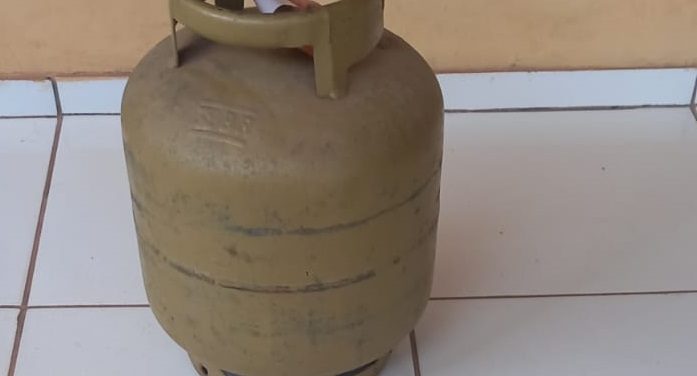 Ladrão furta botijão de Gás pela segunda vez na mesma residência