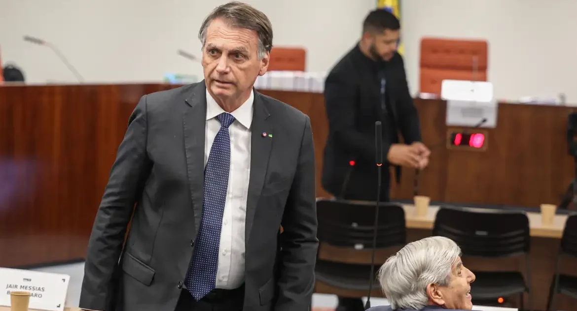 Jair Bolsonaro depõe ao STF e nega participação em trama golpista e conhecimento de minuta contra Eleições