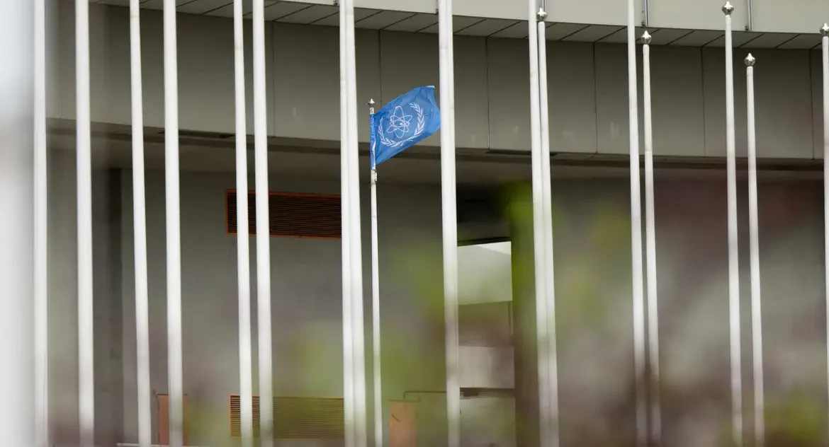 Parlamento do Irã aprova Projeto de Lei para suspender cooperação nuclear com a ONU após ataque a base dos EUA no Catar