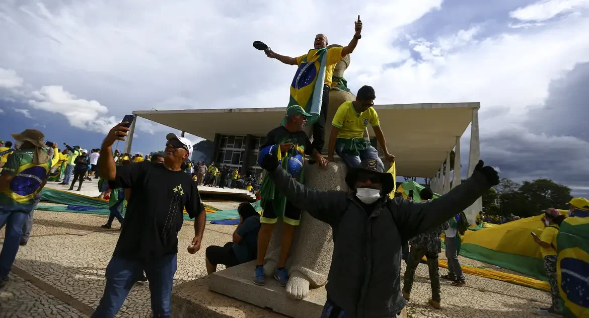 Moraes encerra fase de depoimentos no STF em ação contra Bolsonaro e aliados por tentativa de golpe