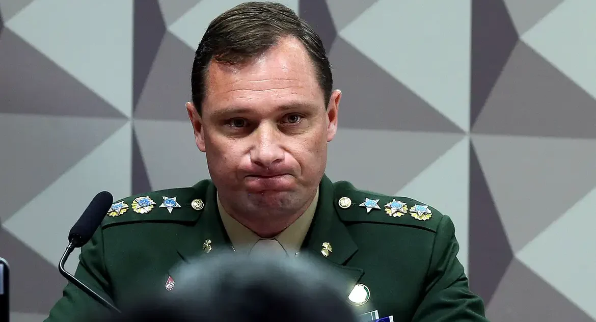 Moraes nega pedido de Bolsonaro para anular delação de Mauro Cid
