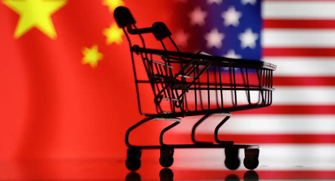 China confirma acordo comercial com EUA, com ambos os lados buscando consenso e cumprimento de termos