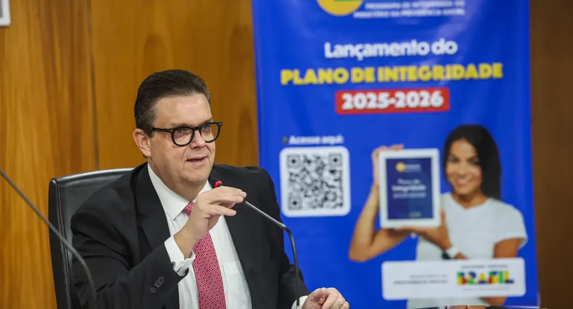 Ministro da Previdência afirma que confiança no INSS dificultou identificação de descontos ilegais por aposentados