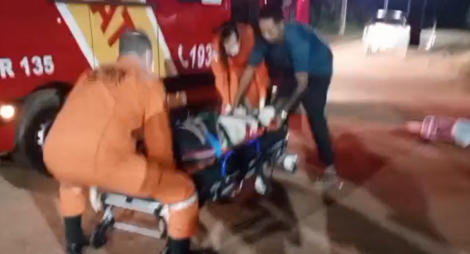 Terceiro motociclista sofre acidente em quebra-molas e é internado na UTI