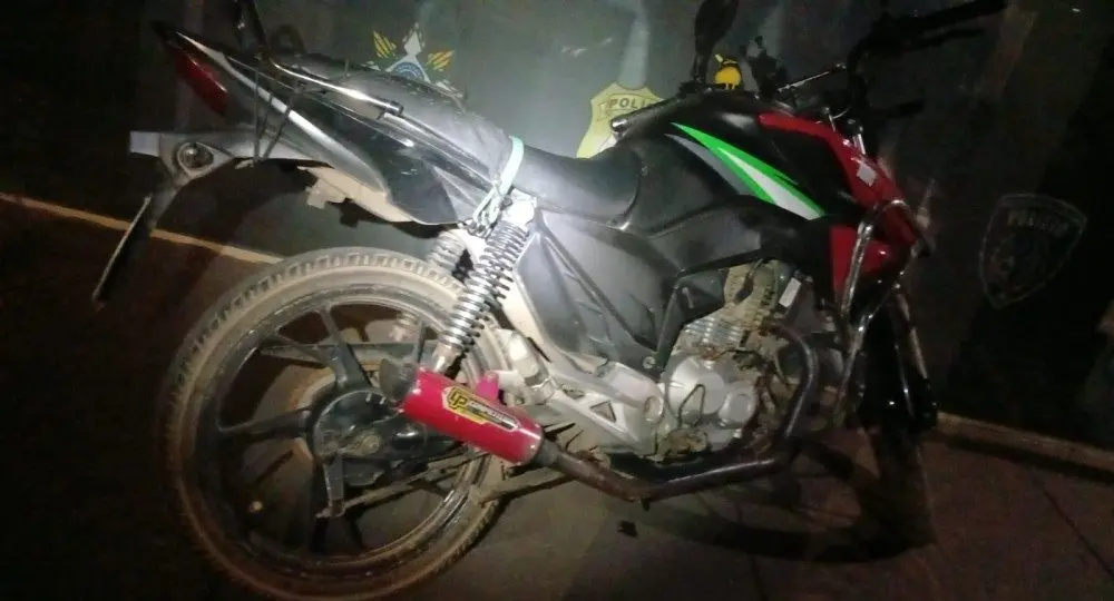 Condutor detido após perseguição em alta velocidade e desafio à Polícia