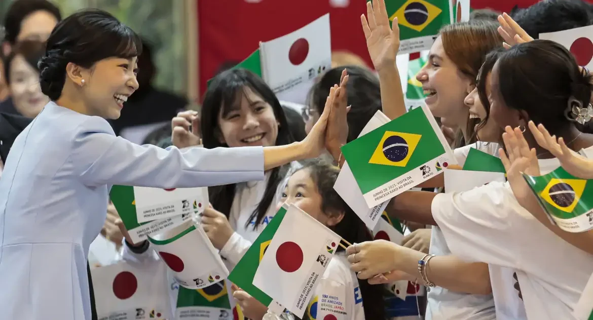 Princesa Kako do Japão visita Brasília para celebrar 130 anos de relações bilaterais e encontra Lula