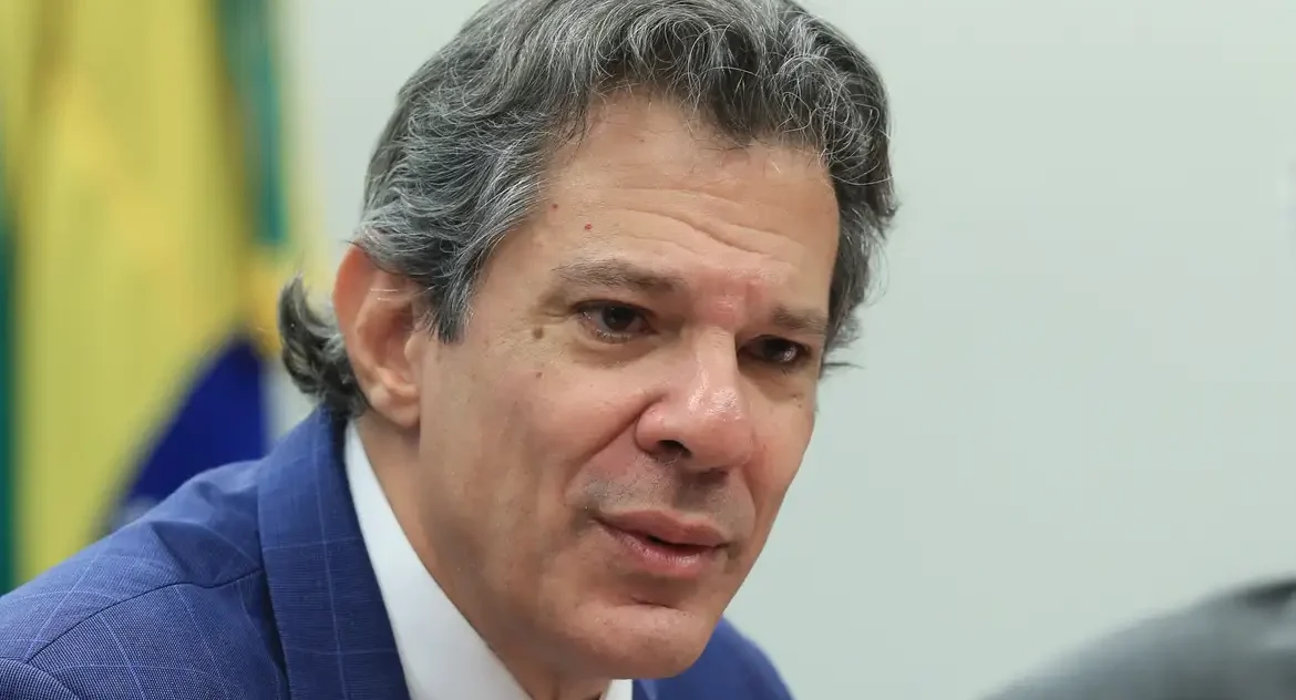 Haddad defende fim de isenção de IR para títulos privados e fundos, nega prejuízo ao produtor e aponta correção de distorções
