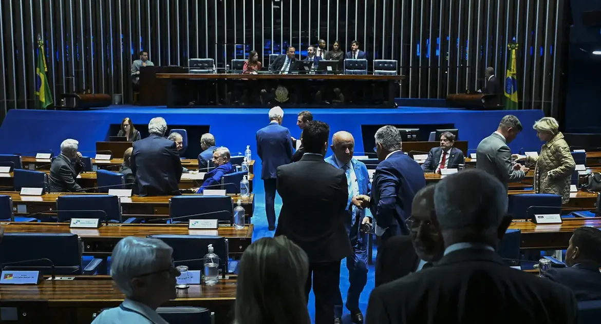 Senado aprova aumento de penas para crimes em escolas, tornando homicídio qualificado hediondo
