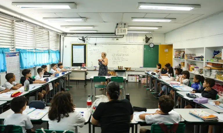 Pedidos de isenção da taxa do Enem dos Professores começam dia 30