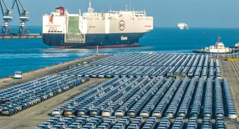 Governo aumenta imposto de importação para carros elétricos e híbridos a partir desta terça-feira