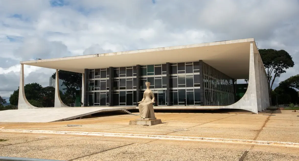 Gilmar Mendes convoca audiência pública no STF para debater a pejotização e relações de trabalho