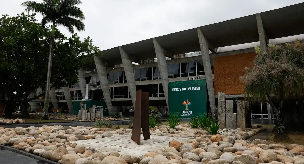 Polícia do RJ mobiliza 17 mil agentes e Esquadrão Antibomba para a Cúpula do Brics
